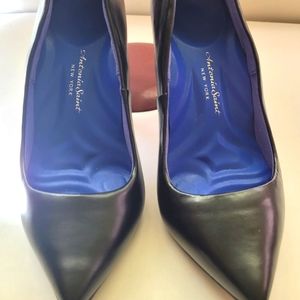 Antonia Saint black pumps Cushioned contoured support size OB8